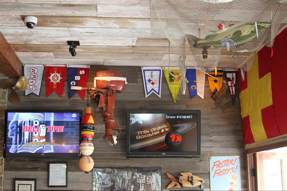 Reel Bar seating and décor